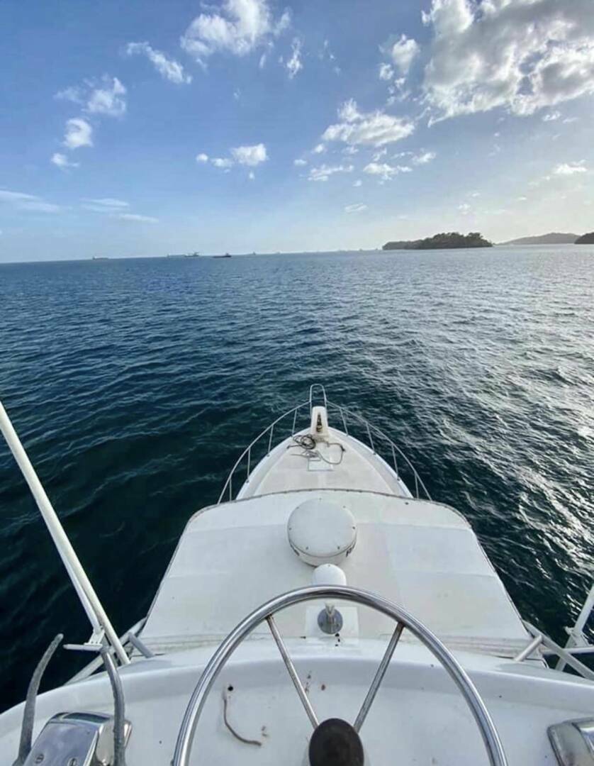 GudThymeCharters DDIBoat rental Photo 3