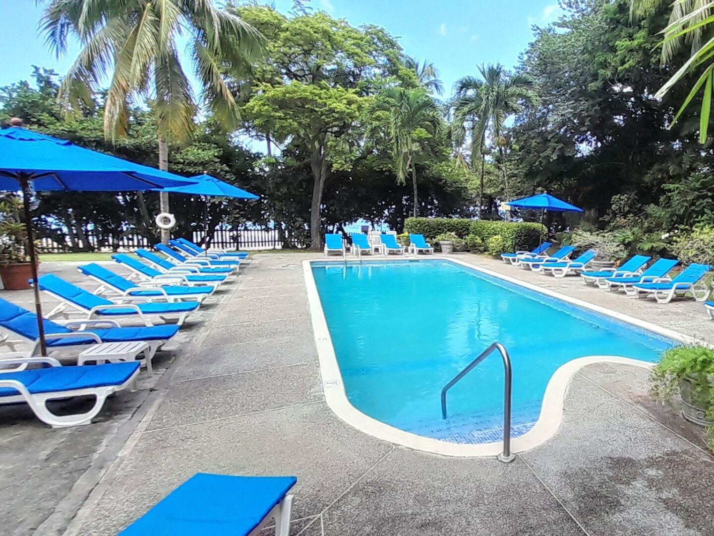 Pool reconditioned Sq