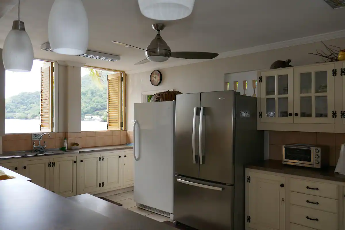 ScottWaterDDIhome DDI Rental Photo 4
