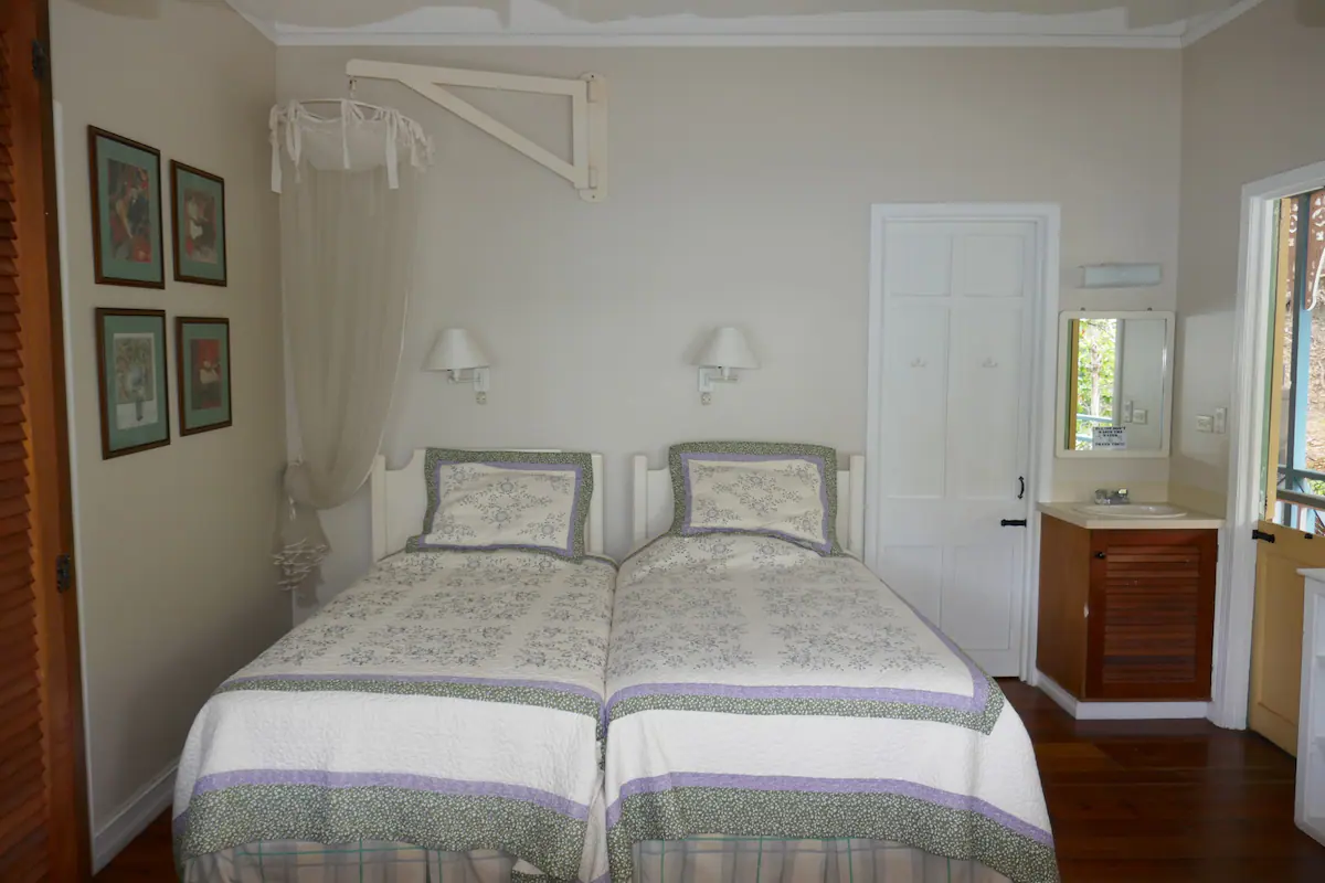 ScottWaterDDIhome DDI Rental Photo 8