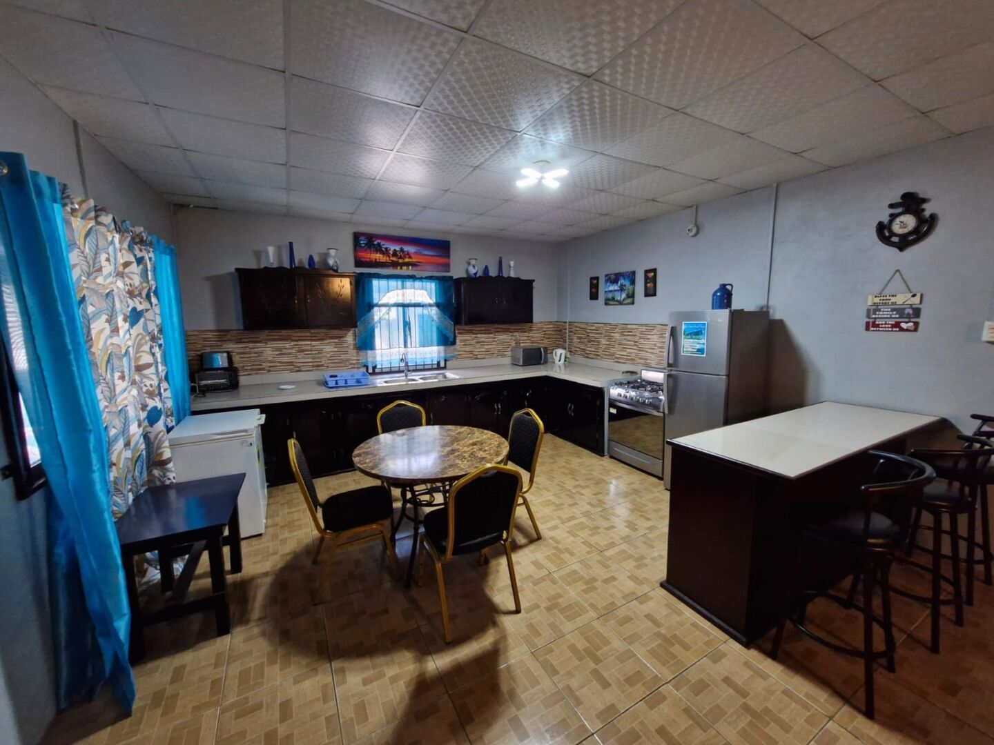 blue anchor beach house mayaro 5