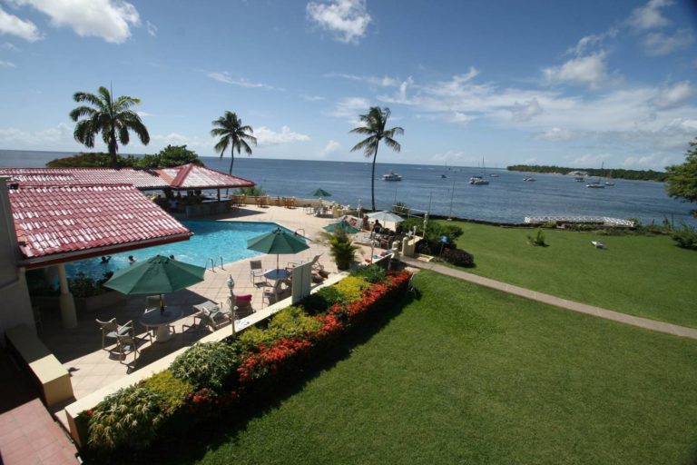 crown point beach hotel 1 768x512