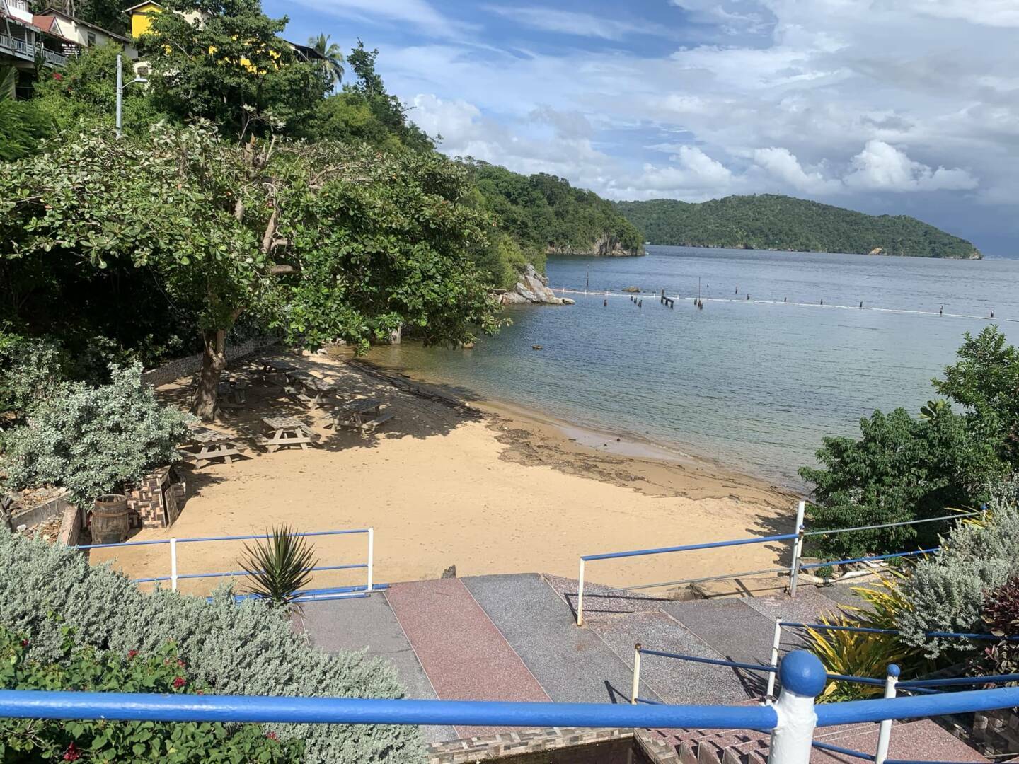 salty deck ddi rental photo 5