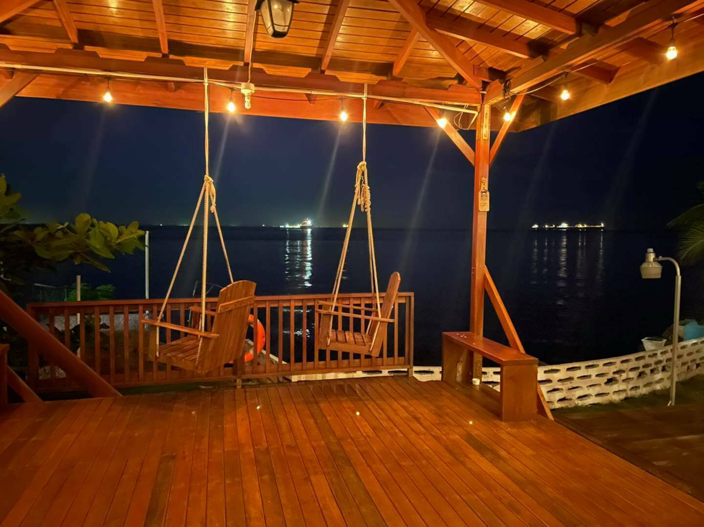 salty deck ddi rental photo 9