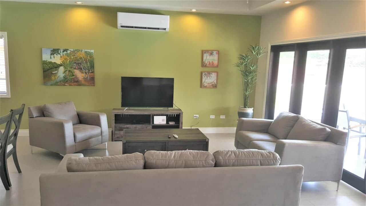 sea glass villa canaan 4