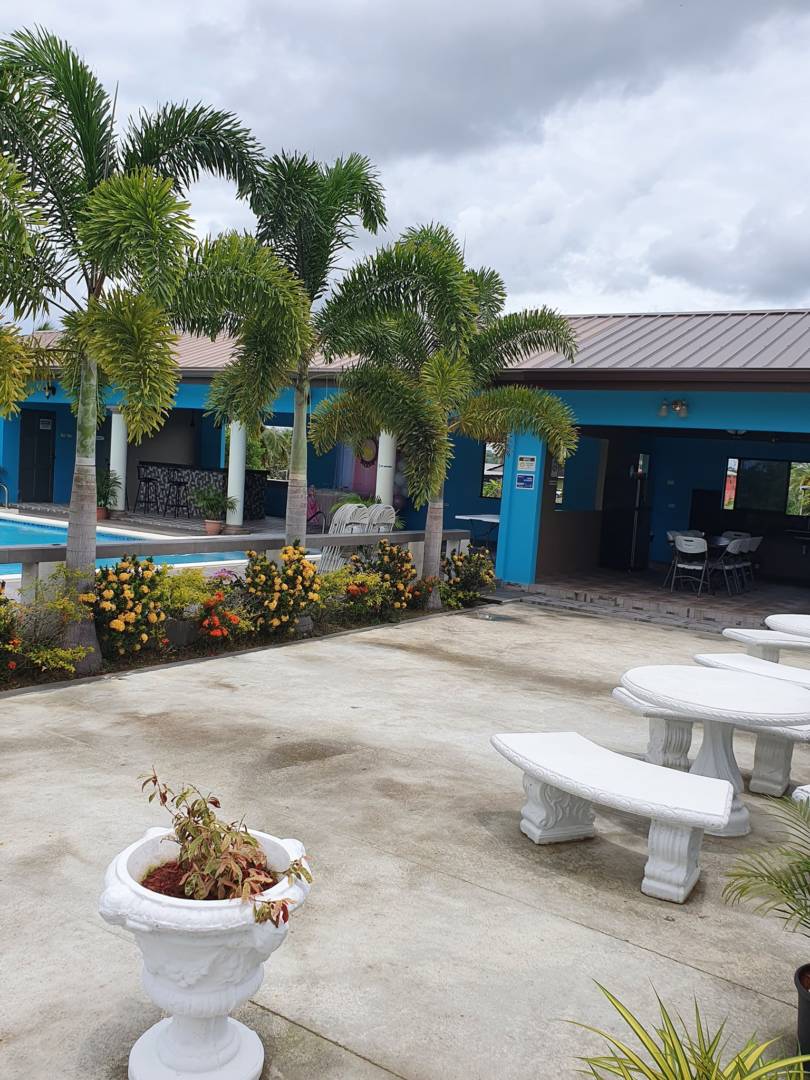 southside pool facility 7
