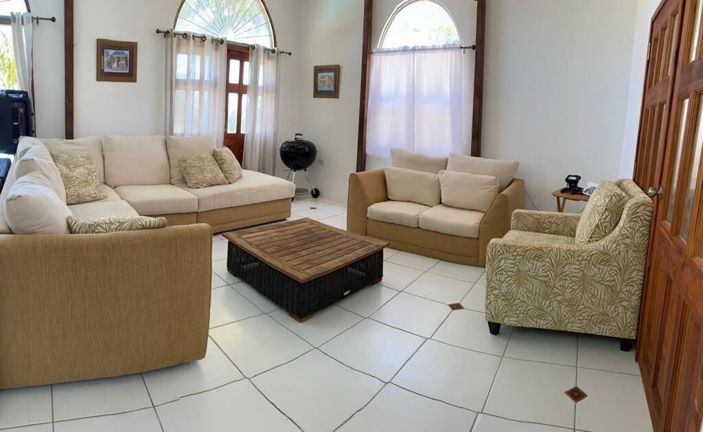 sunflower beach house blanchisseuse 4